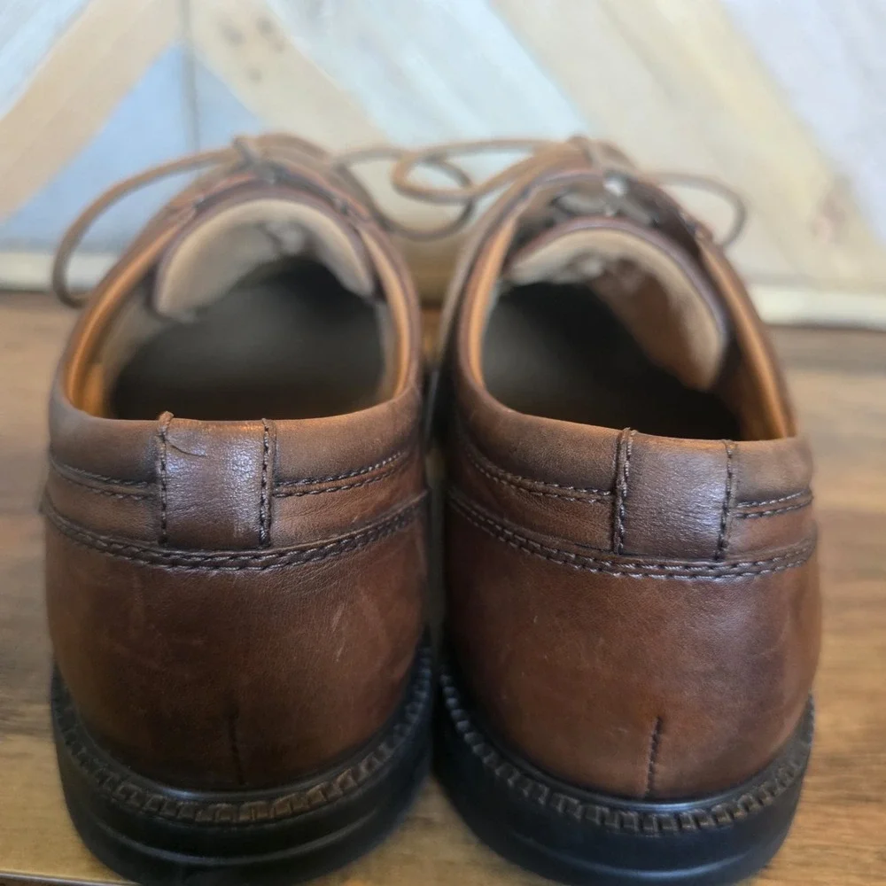 Clarks‎ Shoes Men's Size 9M Brown Leather Lace Up Oxford Comfort Extralight